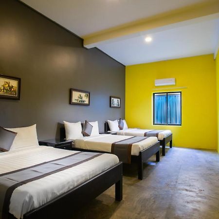 White Rabbit Hostel Siem Reap (Adults Only) Extérieur photo