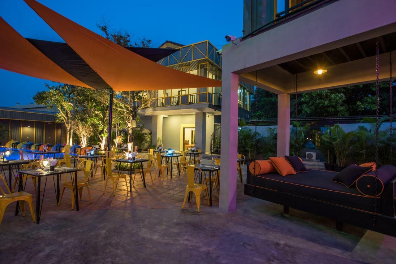 White Rabbit Hostel Siem Reap (Adults Only) Extérieur photo